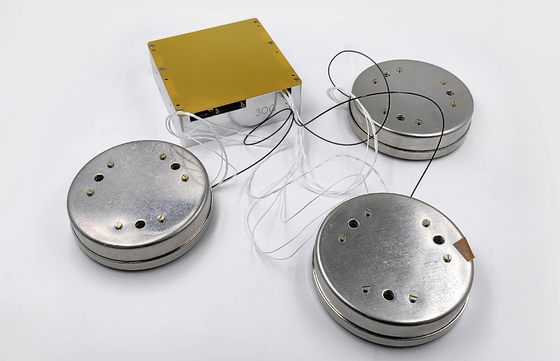 Un buon prezzo. Giroscopio a fibra ottica a tre assi, facile da usare, con prestazioni eccezionali a temperatura e facile installazione in linea