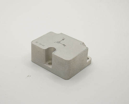 Un buon prezzo. Intervallo di misurazione -500- 500°/s Risposta rapida Giroscopio a tre assi con buona stabilità Coefficiente di marcia casuale ≤ 0,0005°/√h in linea